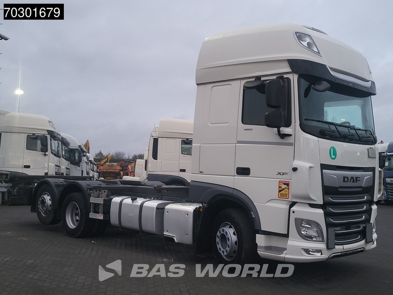 DAF XF 480 6X2 FAN Retarder Lift+Steering Axle Full Air Euro 6 - Camión portacontenedore/ Intercambiable: foto 3 DAF XF 480 6X2 FAN Retarder Lift+Steering Axle Full Air Euro 6 - Camión portacontenedore/ Intercambiable: foto 3
