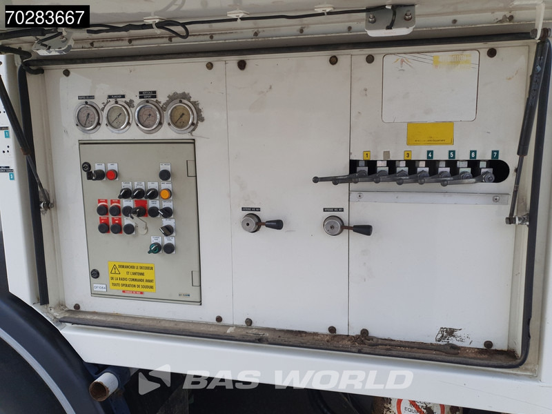 Semirremolque cisterna DESOT SD3A 3 axles Cargoarea Cover 2x Liftachse: foto 18