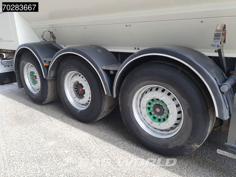 Semirremolque cisterna DESOT SD3A 3 axles Cargoarea Cover 2x Liftachse: foto 11