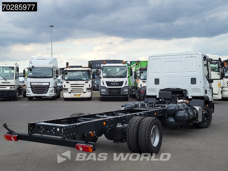 Iveco Eurocargo 120LE210 4X2 Nieuw! CNG 2xTanks Retarder TELMA Euro 6 - Camión chasis: foto 5 Iveco Eurocargo 120LE210 4X2 Nieuw! CNG 2xTanks Retarder TELMA Euro 6 - Camión chasis: foto 5