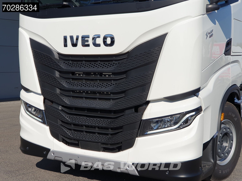 Camión chasis nuevo Iveco S-Way 490 6X2 NEW chassis! Retarder Standklima Lift+lenkasche PTO preparation LED Navi ACC Euro 6: foto 8