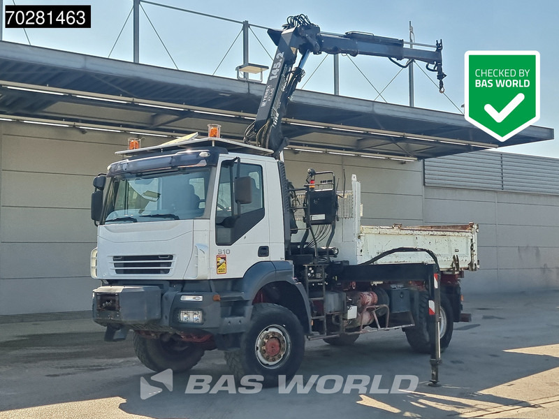 Iveco Trakker 310 4X4 Atlas 145.2-A2 Kran Crane 4x4 Big axle 6m3 3 sided tipper Euro 4 - Camión volquete, Camión grúa: foto 1 Iveco Trakker 310 4X4 Atlas 145.2-A2 Kran Crane 4x4 Big axle 6m3 3 sided tipper Euro 4 - Camión volquete, Camión grúa: foto 1