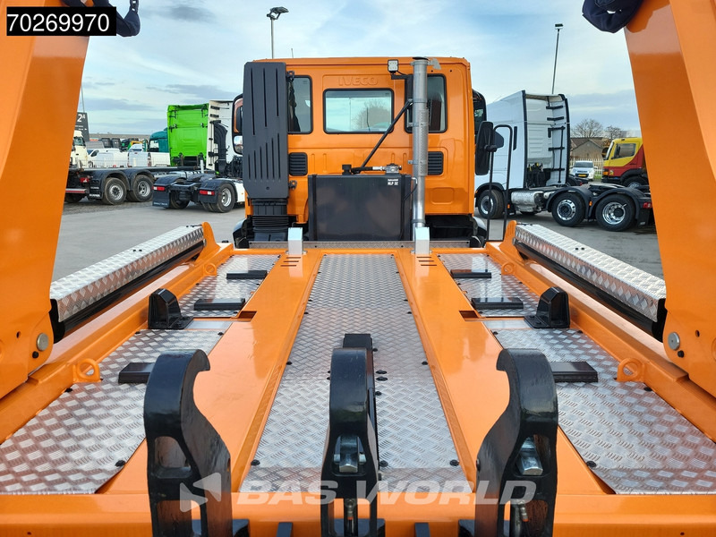 Camión portacontenedor de cadenas nuevo Iveco X-Way 360 4X2 NEW! HIAB 12tons skiploader Automatic Euro 6: foto 11