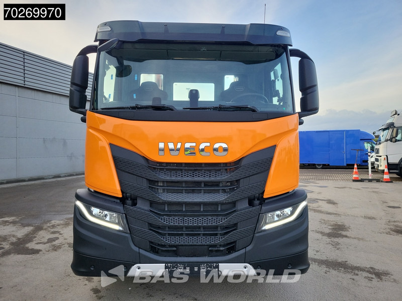 Camión portacontenedor de cadenas nuevo Iveco X-Way 360 4X2 NEW! HIAB 12tons skiploader Automatic Euro 6: foto 5