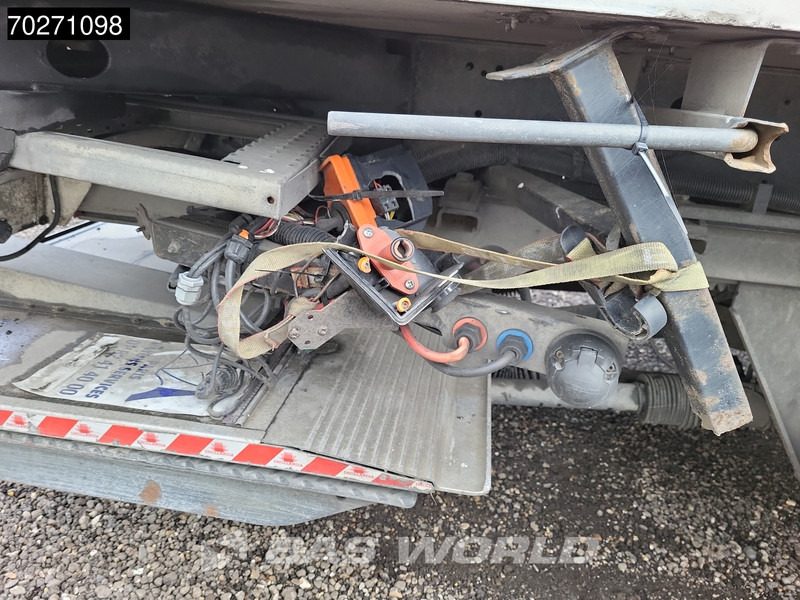 Krone SD Tailgate Liftachse Ladebordwand - Semirremolque frigorífico: foto 3 Krone SD Tailgate Liftachse Ladebordwand - Semirremolque frigorífico: foto 3