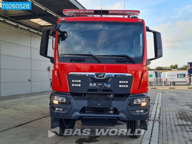 Leasing para MAN TGM 18.320 4X4 NEW! Feuerwehr Fire Truck Volkan pump Navi Euro 6 MAN TGM 18.320 4X4 NEW! Feuerwehr Fire Truck Volkan pump Navi Euro 6: foto 15