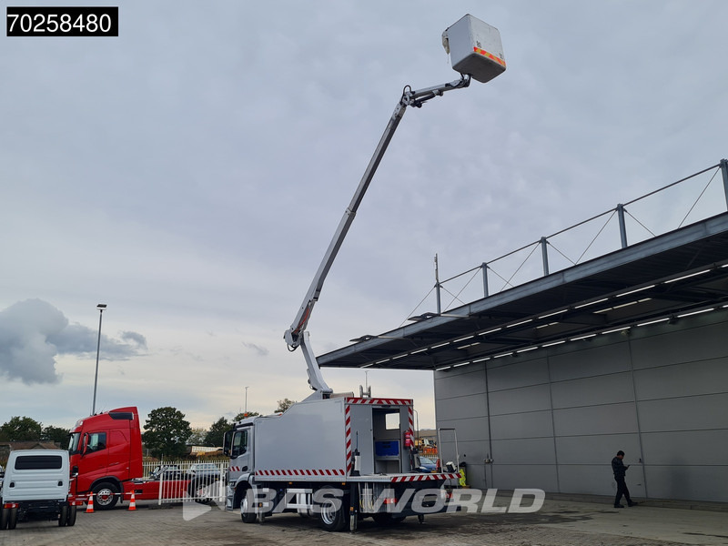 Mercedes-Benz Antos 1830 4X2 Hubarbeitsbühne 14.70m Time France VST 248 NF Navi Euro 6 - Camión grúa: foto 2 Mercedes-Benz Antos 1830 4X2 Hubarbeitsbühne 14.70m Time France VST 248 NF Navi Euro 6 - Camión grúa: foto 2