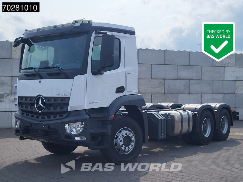 Mercedes-Benz Arocs 2636 6X4 Big-Axle Steelsuspension Euro 6 - Camión chasis: foto 1 Mercedes-Benz Arocs 2636 6X4 Big-Axle Steelsuspension Euro 6 - Camión chasis: foto 1