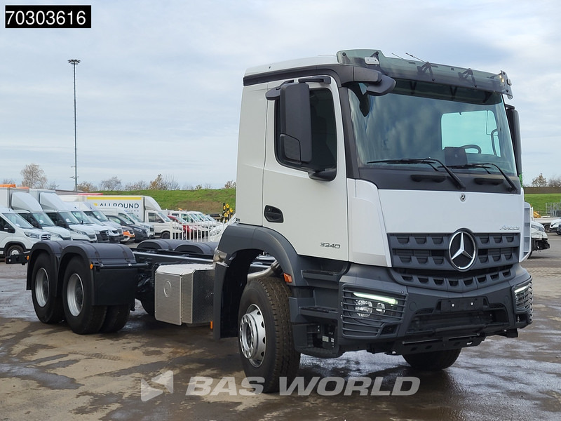 Mercedes-Benz Arocs 3340 6X4 NEW! Euro 5 Full Steel Big Axle Automatic - Camión chasis: foto 3 Mercedes-Benz Arocs 3340 6X4 NEW! Euro 5 Full Steel Big Axle Automatic - Camión chasis: foto 3