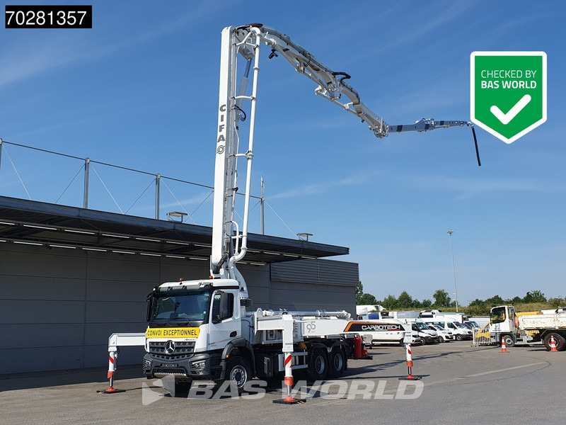Mercedes-Benz Arocs 3343 6X4 CIFA K40H Carbotech Pump 5 arm Big-Axle Navi Euro 6 - Camión bomba de hormigón: foto 1 Mercedes-Benz Arocs 3343 6X4 CIFA K40H Carbotech Pump 5 arm Big-Axle Navi Euro 6 - Camión bomba de hormigón: foto 1