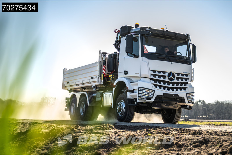 Mercedes-Benz Arocs 3348 6X6 Fassi F255A.2.24 xe-dynamic Kran Dreiseitenkipper Navi Euro 6 - Camión volquete, Camión grúa: foto 5 Mercedes-Benz Arocs 3348 6X6 Fassi F255A.2.24 xe-dynamic Kran Dreiseitenkipper Navi Euro 6 - Camión volquete, Camión grúa: foto 5