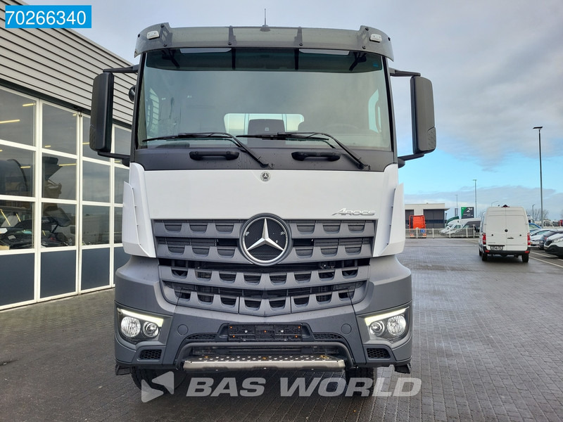 Camión hormigonera nuevo Mercedes-Benz Arocs 4140 8X4 NEW! 10m3 Remmel German mixer Big-Axle Euro 3: foto 7