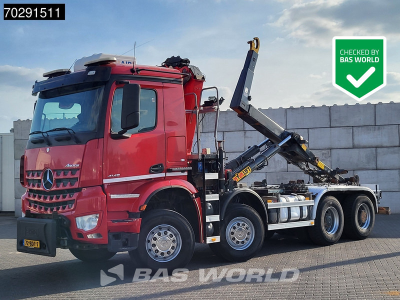 Mercedes-Benz Arocs 4145 8X4 NL-Truck HMF RCL 5300 Crane Hyva 26-51-S Hooklift Steelsuspension Big-Axle Automatic Euro 6 - Camión multibasculante, Camión grúa: foto 1 Mercedes-Benz Arocs 4145 8X4 NL-Truck HMF RCL 5300 Crane Hyva 26-51-S Hooklift Steelsuspension Big-Axle Automatic Euro 6 - Camión multibasculante, Camión grúa: foto 1