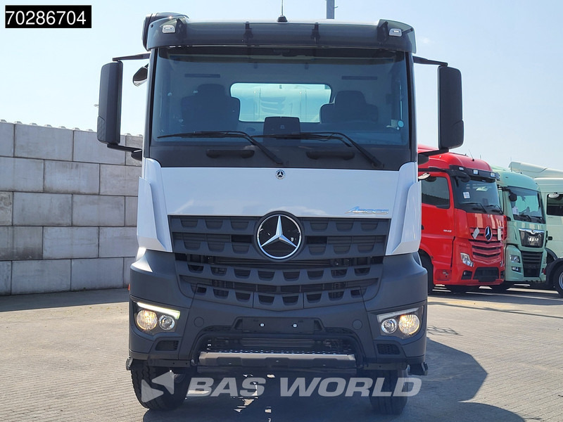 Mercedes-Benz Arocs 4245 8X4 NEW! 13m3 Schwing Stetter mixer Big-Axle Manual Euro 3 - Camión hormigonera: foto 5 Mercedes-Benz Arocs 4245 8X4 NEW! 13m3 Schwing Stetter mixer Big-Axle Manual Euro 3 - Camión hormigonera: foto 5