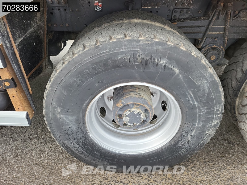 Camión volquete Renault Kerax 430 8X4 16m3 Forez Bennes tipper Full Steel Big-Axle Automatic Euro 5: foto 14 Camión volquete Renault Kerax 430 8X4 16m3 Forez Bennes tipper Full Steel Big-Axle Automatic Euro 5: foto 14