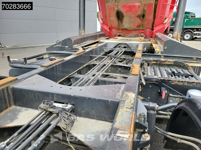 Camión volquete Renault Kerax 430 8X4 16m3 Forez Bennes tipper Full Steel Big-Axle Automatic Euro 5: foto 5 Camión volquete Renault Kerax 430 8X4 16m3 Forez Bennes tipper Full Steel Big-Axle Automatic Euro 5: foto 5