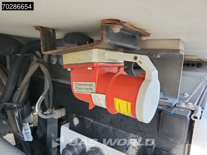 Camión frigorífico Renault T 380 4X2 Carrier Supra1150U-Mt Optibrake Ladebordwand Automatic Navi ACC Euro 6: foto 16