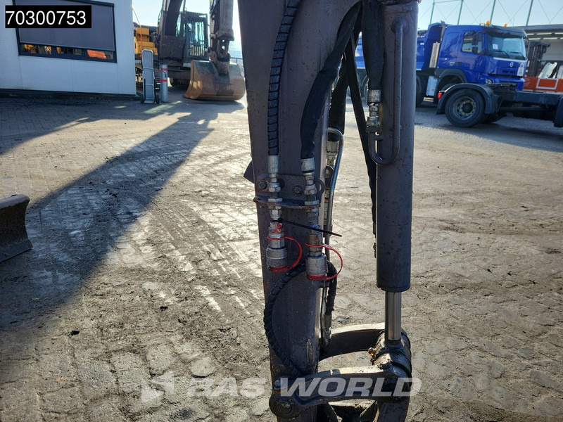 Miniexcavadora Volvo ECR25 D: foto 11