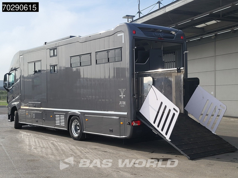 Volvo FH 420 FH 4X2 NL-Truck STX Horse truck + Living 4 Horses Navi ACC Euro 6 - Camión para caballos: foto 2 Volvo FH 420 FH 4X2 NL-Truck STX Horse truck + Living 4 Horses Navi ACC Euro 6 - Camión para caballos: foto 2