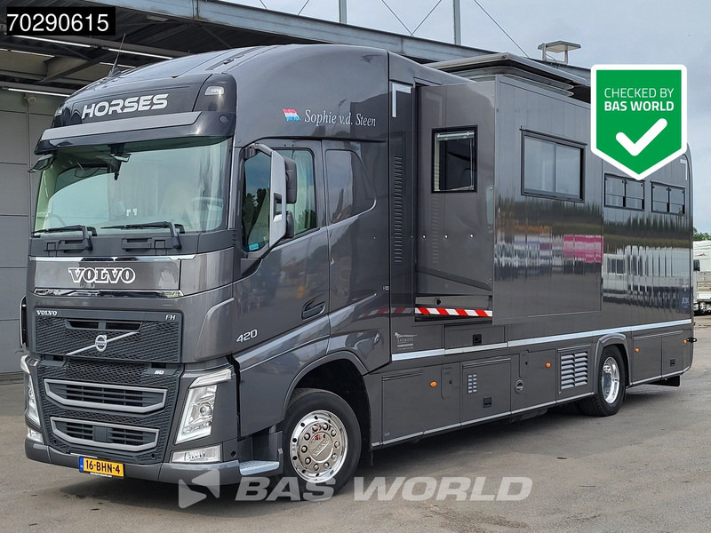 Volvo FH 420 FH 4X2 NL-Truck STX Horse truck + Living 4 Horses Navi ACC Euro 6 - Camión para caballos: foto 1 Volvo FH 420 FH 4X2 NL-Truck STX Horse truck + Living 4 Horses Navi ACC Euro 6 - Camión para caballos: foto 1