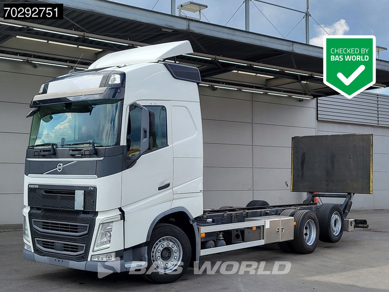 Volvo FH 460 FH 6X2 2000kg Ladebordwand Xenon DynamicSteering Automatic ACC Euro 6 - Camión chasis: foto 1 Volvo FH 460 FH 6X2 2000kg Ladebordwand Xenon DynamicSteering Automatic ACC Euro 6 - Camión chasis: foto 1
