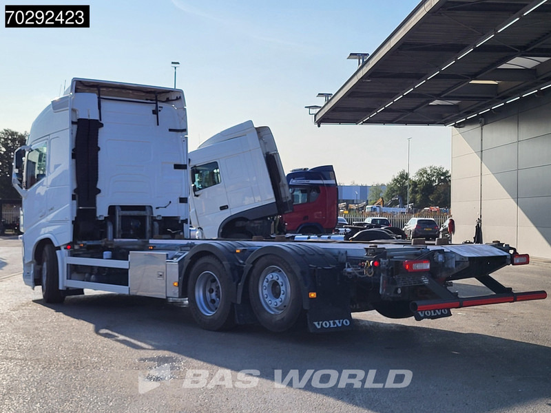 Volvo FH 540 FH 6X2 Retarder Lift-Axle ACC Xenon Euro 6 - Camión portacontenedore/ Intercambiable: foto 2 Volvo FH 540 FH 6X2 Retarder Lift-Axle ACC Xenon Euro 6 - Camión portacontenedore/ Intercambiable: foto 2