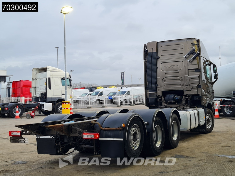 Volvo FH 540 FH 8X4 Chassis Lift+Steering Axle Automatic VEB+ Euro 6 - Camión chasis: foto 5 Volvo FH 540 FH 8X4 Chassis Lift+Steering Axle Automatic VEB+ Euro 6 - Camión chasis: foto 5