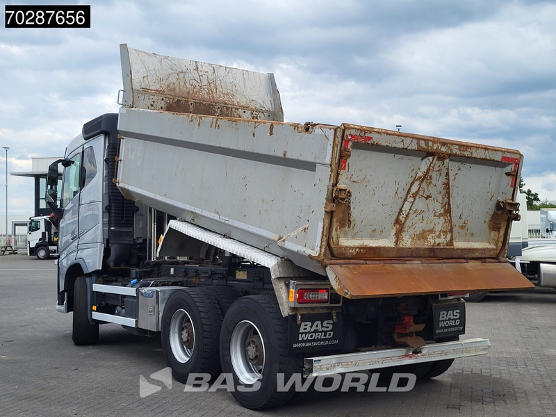 Volvo FH16 650 FH16 6X4 12m3 tipper Big-Axle Automatic Xenon Euro 6 - Camión volquete: foto 2 Volvo FH16 650 FH16 6X4 12m3 tipper Big-Axle Automatic Xenon Euro 6 - Camión volquete: foto 2