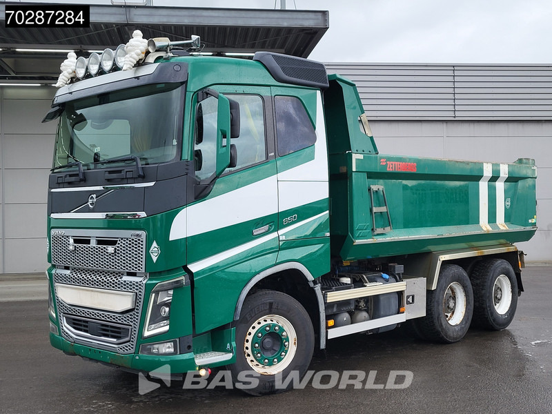 Volvo FH16 650 FH16 6X4 12m3 tipper Big-Axle Retarder Dynamic steering Automatic - Camión volquete: foto 5 Volvo FH16 650 FH16 6X4 12m3 tipper Big-Axle Retarder Dynamic steering Automatic - Camión volquete: foto 5