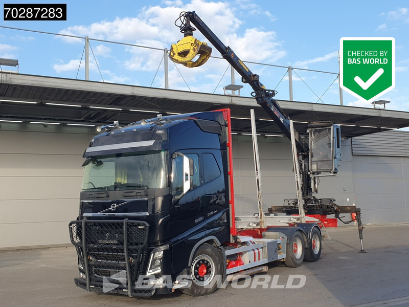 Volvo FH16 750 FH16 6X4 HIAB E96S 79 wood crane Retarder Dynamic-Steering Big-Axle Euro 6 - Camión forestal, Camión grúa: foto 1 Volvo FH16 750 FH16 6X4 HIAB E96S 79 wood crane Retarder Dynamic-Steering Big-Axle Euro 6 - Camión forestal, Camión grúa: foto 1