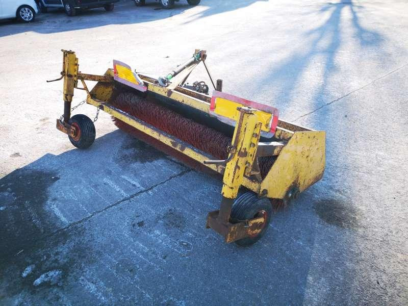 BALAIS 3 POINTS - Barredora cucharón: foto 3 BALAIS 3 POINTS - Barredora cucharón: foto 3