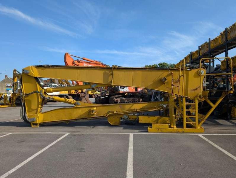 Caterpillar 330D L + BRAS DE DEMOLITION - Excavadora de demolición: foto 3 Caterpillar 330D L + BRAS DE DEMOLITION - Excavadora de demolición: foto 3