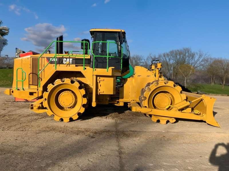 Caterpillar 825H - Compactador: foto 2 Caterpillar 825H - Compactador: foto 2