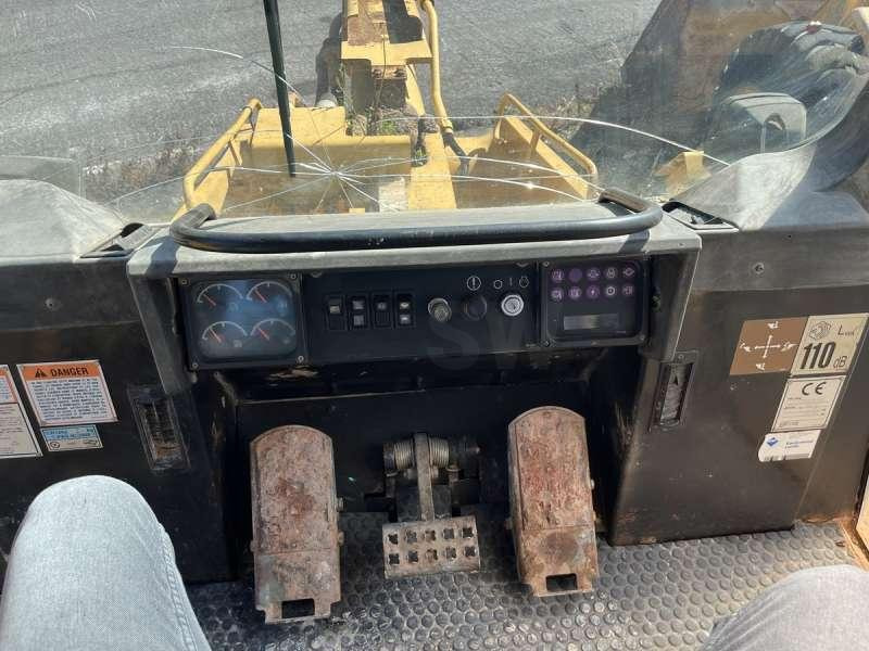 Leasing para Caterpillar 963C - POUR PIECES Caterpillar 963C - POUR PIECES: foto 48