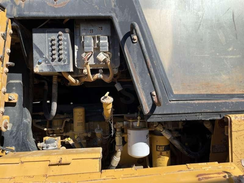 Leasing para Caterpillar 963C - POUR PIECES Caterpillar 963C - POUR PIECES: foto 35