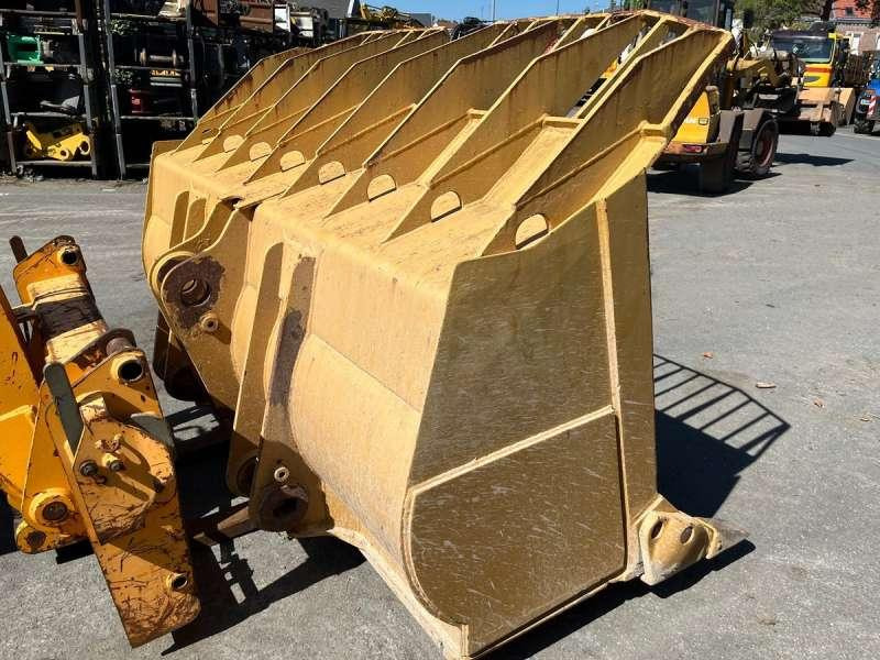 Leasing para Caterpillar 963C - POUR PIECES Caterpillar 963C - POUR PIECES: foto 22