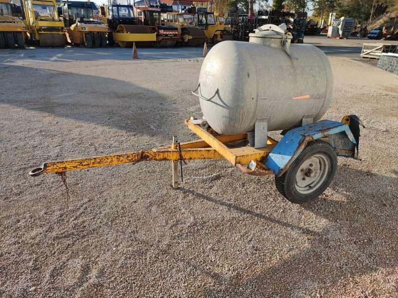 Courant Citerne 500 LITRES A EAU - Tanque: foto 3 Courant Citerne 500 LITRES A EAU - Tanque: foto 3