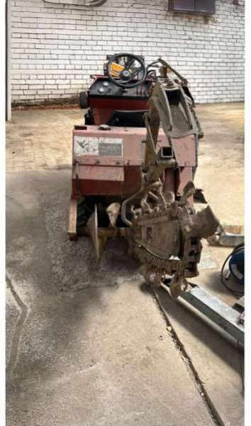 DITCH WITCH 2020K - Zanjadora: foto 4 DITCH WITCH 2020K - Zanjadora: foto 4