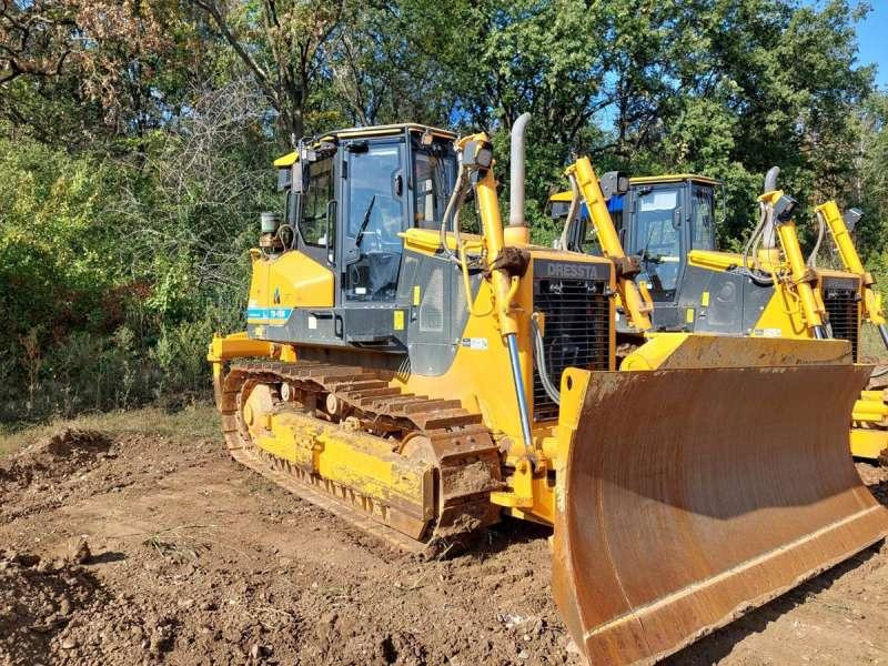 Dressta TD-15M SERIES2 - Bulldozer: foto 1 Dressta TD-15M SERIES2 - Bulldozer: foto 1