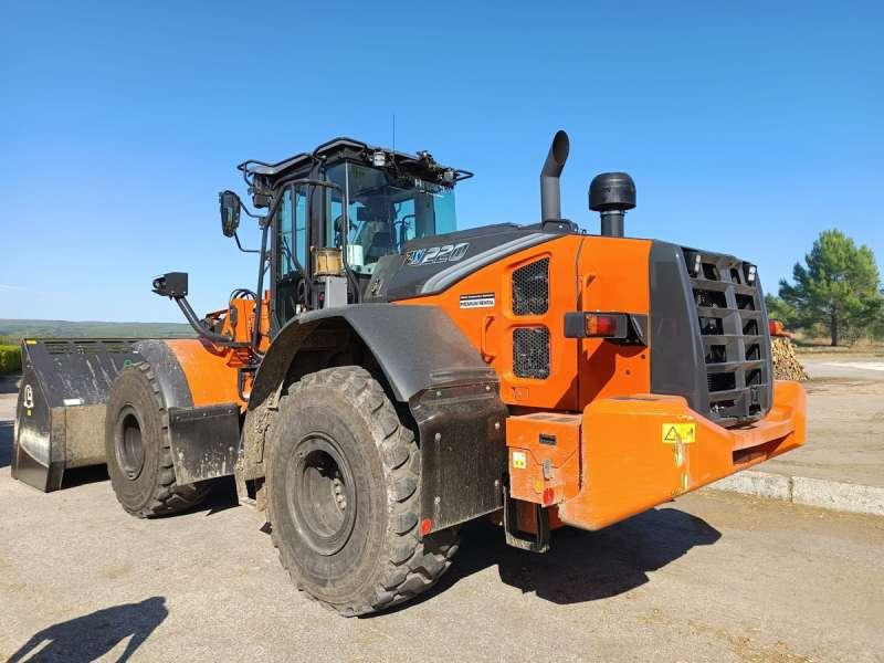 Hitachi ZW220-7 - Cargadora de ruedas: foto 3 Hitachi ZW220-7 - Cargadora de ruedas: foto 3