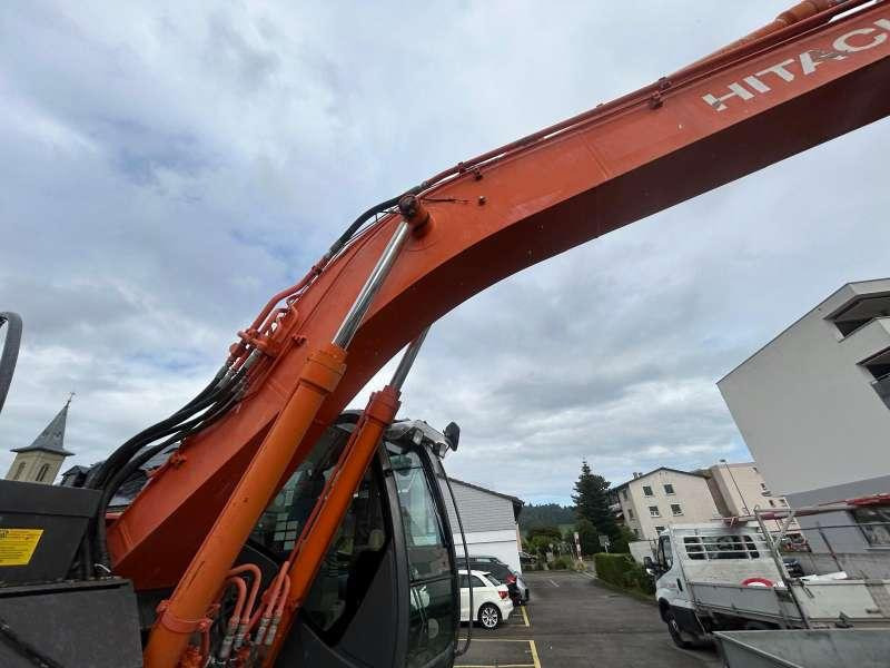 Excavadora de cadenas Hitachi ZX225USLC-3: foto 10