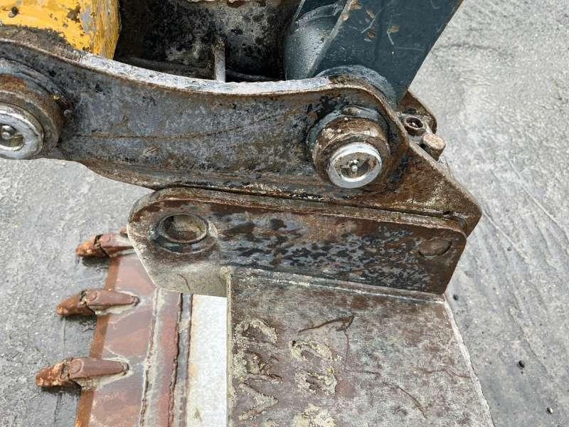 Excavadora de ruedas Hyundai ROBEX 55W-9 / R55W-9: foto 14