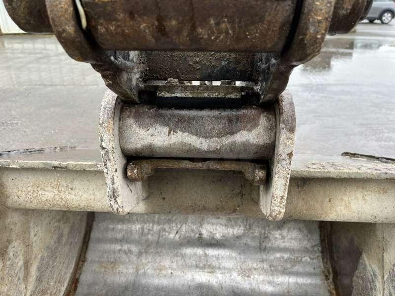 Excavadora de ruedas Hyundai ROBEX 55W-9 / R55W-9: foto 17