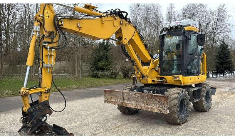 Komatsu PW98MR-11E0 - Excavadora de ruedas: foto 2 Komatsu PW98MR-11E0 - Excavadora de ruedas: foto 2
