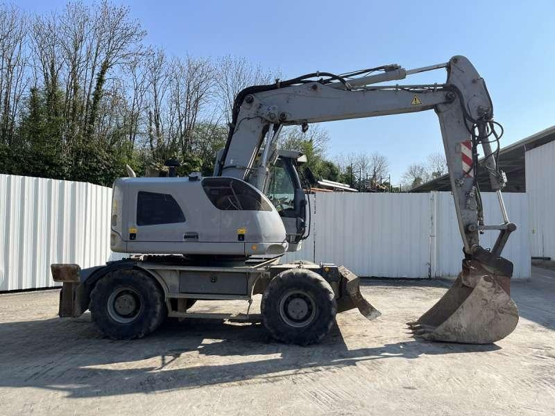 Excavadora de ruedas Liebherr A914 COMPACT: foto 7