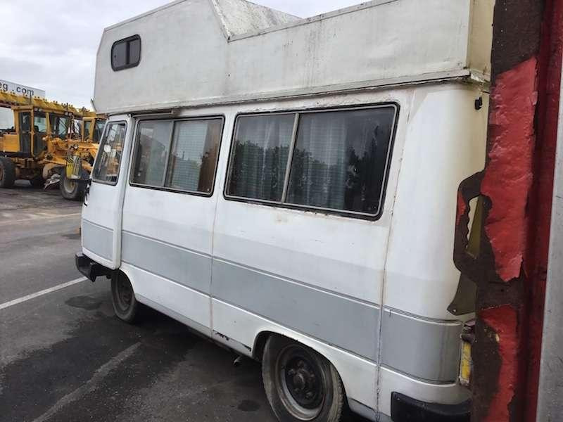 Peugeot J9 - Autocaravana capuchina: foto 3 Peugeot J9 - Autocaravana capuchina: foto 3