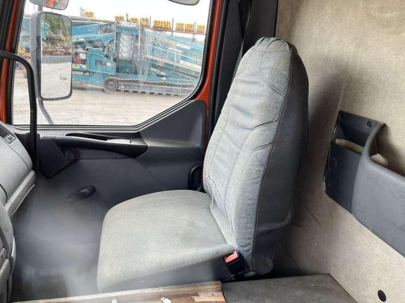 Camión cisterna Renault MIDLUM 180 DCI: foto 40