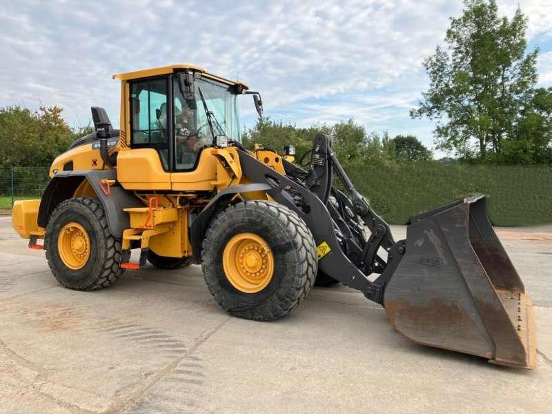 Volvo L90H - Cargadora de ruedas: foto 1 Volvo L90H - Cargadora de ruedas: foto 1