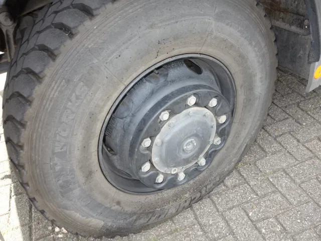 Leasing para Mercedes-Benz Actros 1831 4X4 ZIEGLER BOMBEROS POMP,2500 L TANK Mercedes-Benz Actros 1831 4X4 ZIEGLER BOMBEROS POMP,2500 L TANK: foto 14