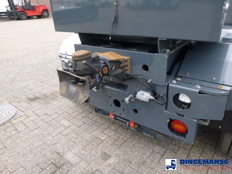 MOL RM 255 4X4 terminal drawbar tractor 150 ton - Cabeza tractora: foto 5 MOL RM 255 4X4 terminal drawbar tractor 150 ton - Cabeza tractora: foto 5